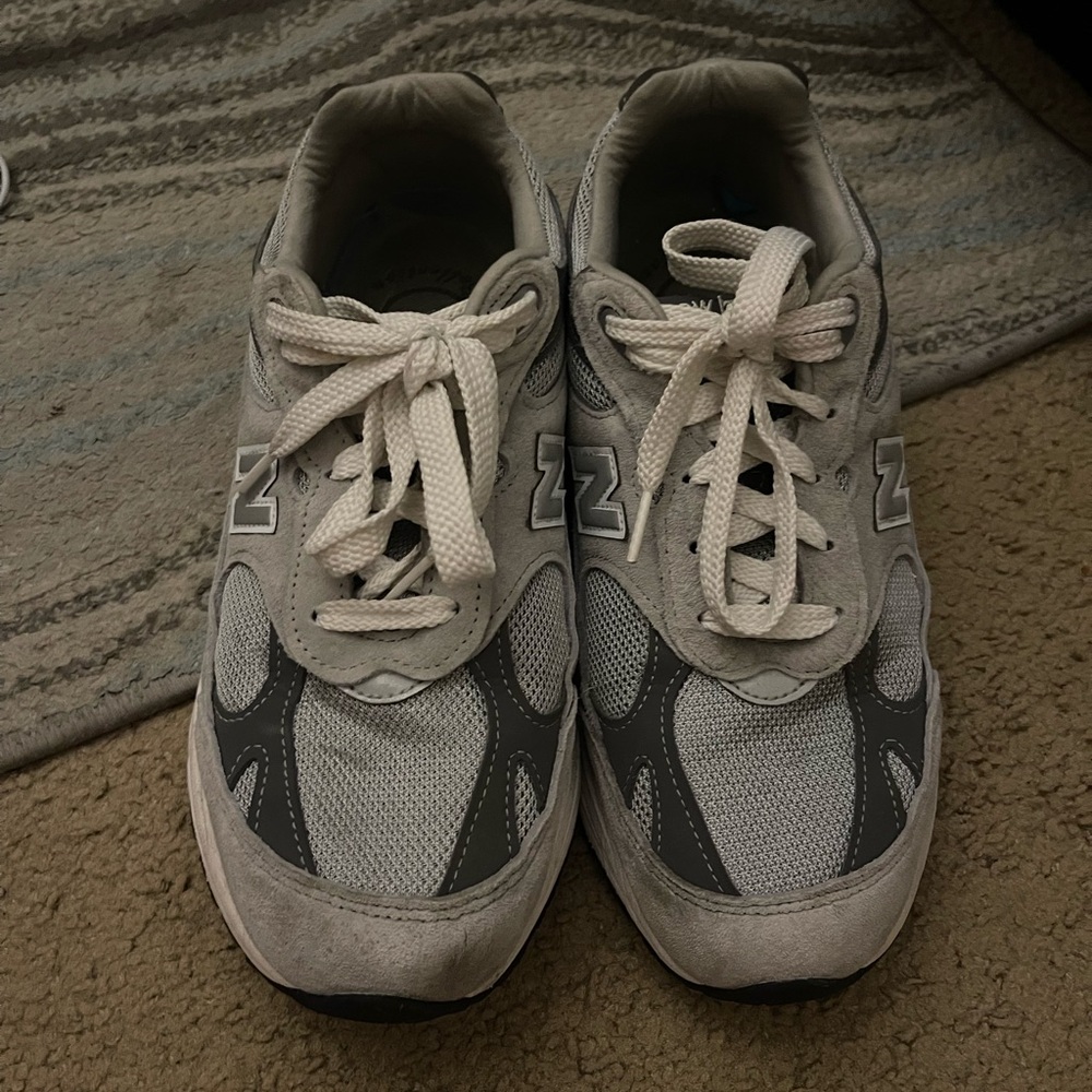 Made in USA 993 New Balance shoes